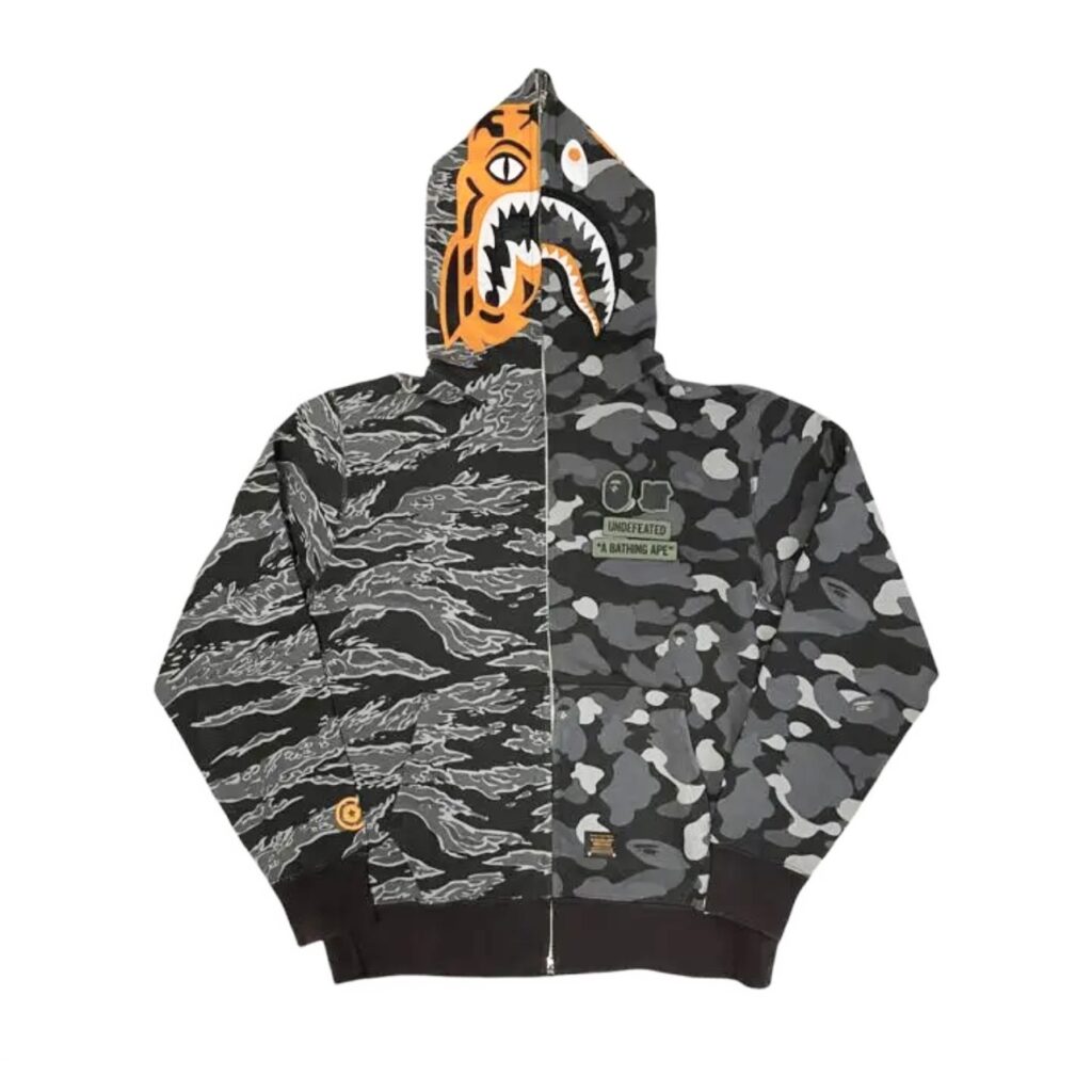 A BATHING APE UNDEFEATED TIGER SHARK FULL ZIP HOODIEの買取実績