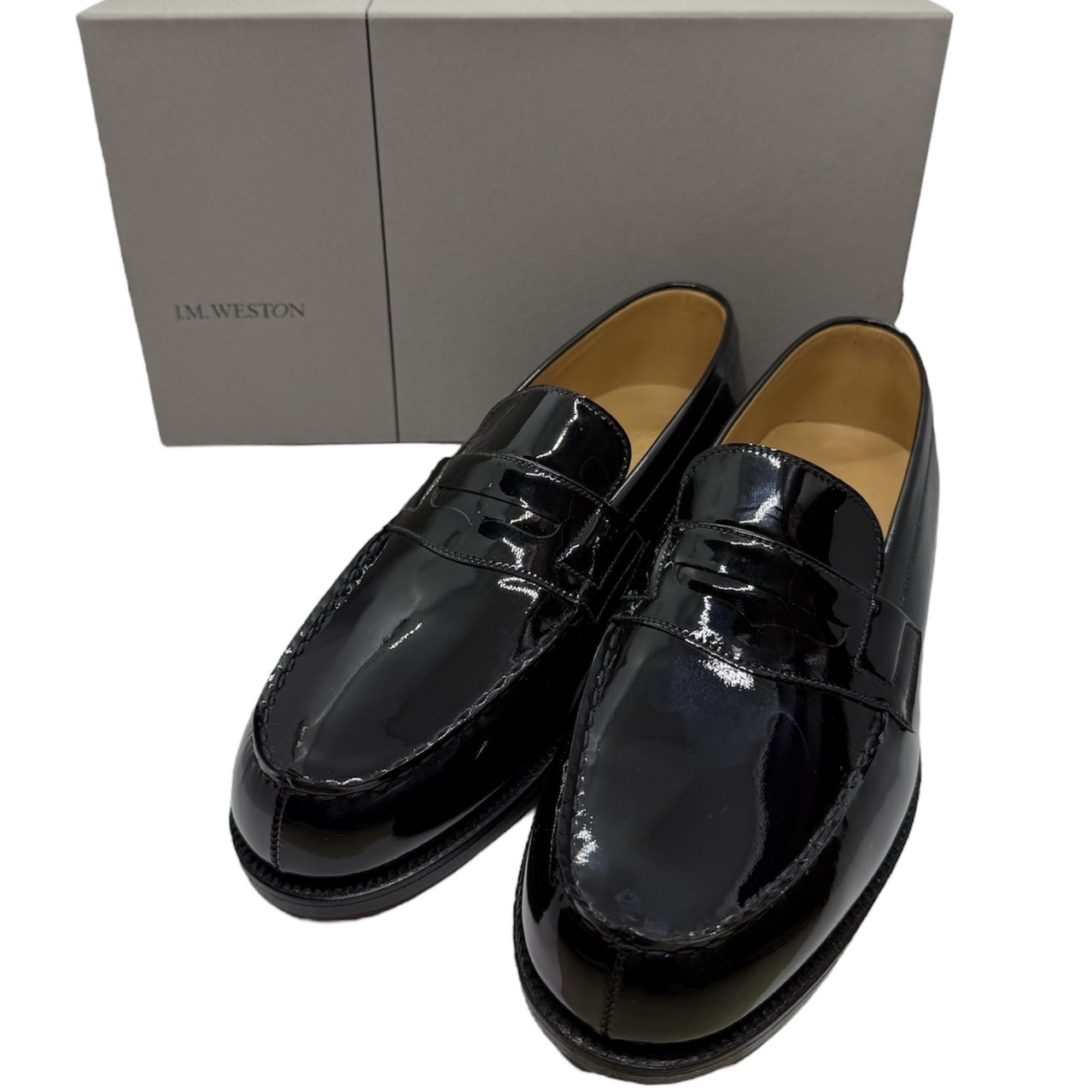 J.M.WESTON ジェイエムウエストン SIGNATURE LOAFER BLACK PATENT パテントレザーローファー 180 買取実績